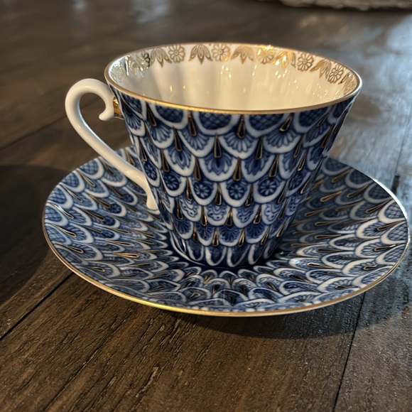 Imperial Lomonosov Porcelain Two Teacups w/Saucers.  Forget-Me-Not 22K Gold. - Picture 3 of 9